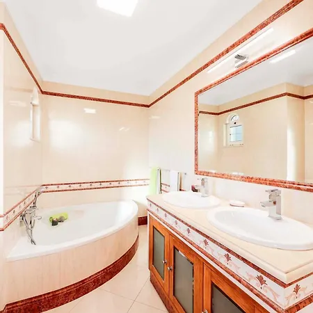 Ocean Bliss By Algarve Vacation Villa