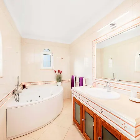 Villa Ocean Bliss By Algarve Vacation *